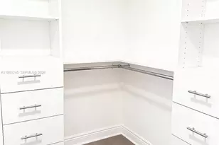 15539 N Miami Lakeway N, Miami Lakes, FL 33014 - Photo 11