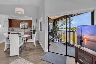 15539 N Miami Lakeway N, Miami Lakes, FL 33014 - Photo 9