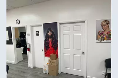 627 S State Road 7, Hollywood, FL 33023 - Photo 9