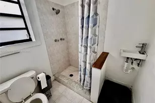 1335 NE 176th St, North Miami Beach, FL 33162 - Photo 15