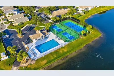 6008 N Golden Beauty Ln, Tamarac, FL 33321 - Photo 43