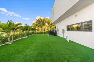 16773 S Botaniko Dr S, Weston, FL 33326 - Photo 93