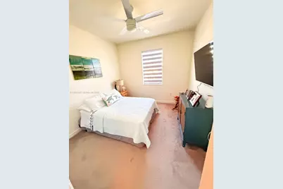 10306 W 33rd Ln, Hialeah, FL 33018 - Photo 17