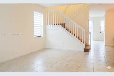 10306 W 33rd Ln, Hialeah, FL 33018 - Photo 23