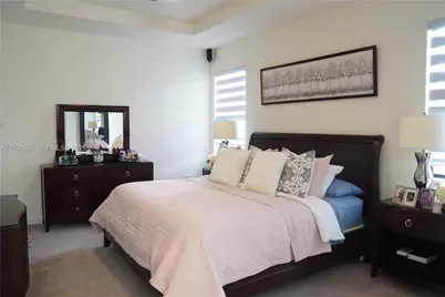 10306 W 33rd Ln, Hialeah, FL 33018 - Photo 15