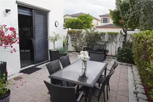 10306 W 33rd Ln, Hialeah, FL 33018 - Photo 11