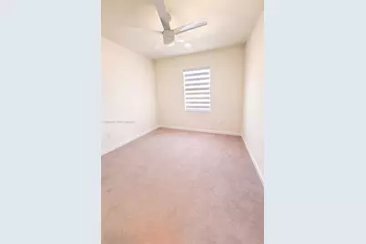 10306 W 33rd Ln, Hialeah, FL 33018 - Photo 31