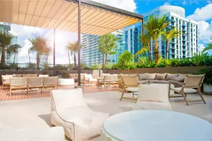 11 NE 6th St, Miami, FL 33132 - Photo 33