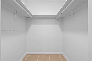 8134 SW 83rd St, Miami, FL 33143 - Photo 9