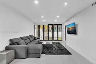 3010 Alton Rd, Miami Beach, FL 33140 - Photo 17