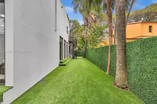 3010 Alton Rd, Miami Beach, FL 33140 - Photo 47