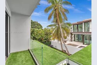 3010 Alton Rd, Miami Beach, FL 33140 - Photo 27