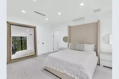 3010 Alton Rd, Miami Beach, FL 33140 - Photo 33