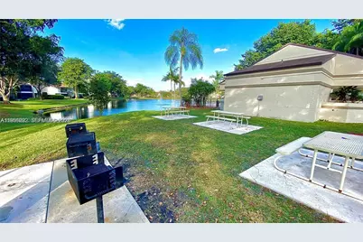 [Address not provided], Pompano Beach, FL 33069 - Photo 29