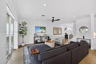 10752 Northbrook Cir, Palm Beach Gardens, FL 33412 - Photo 13