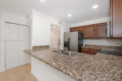 1000 Palm Trl #6, Delray Beach, FL 33483 - Photo 7