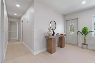 511 SW 72nd Ave, North Lauderdale, FL 33068 - Photo 9