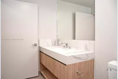 11 NE 6th St #1109, Miami, FL 33132 - Photo 25