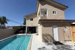 224 E 42nd St, Hialeah, FL 33013 - Photo 49