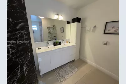 224 E 42nd St, Hialeah, FL 33013 - Photo 35