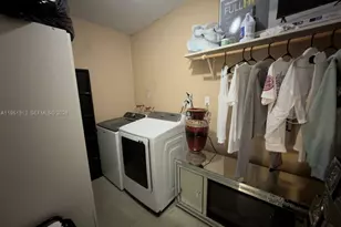 224 E 42nd St, Hialeah, FL 33013 - Photo 59