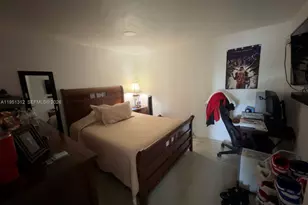224 E 42nd St, Hialeah, FL 33013 - Photo 39