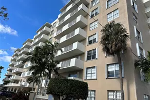 1455 N Treasure Dr, North Bay Village, FL 33141 - Photo 15