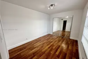 1361 NE 40th Pl, Oakland Park, FL 33334 - Photo 21