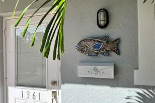 1361 NE 40th Pl, Oakland Park, FL 33334 - Photo 5