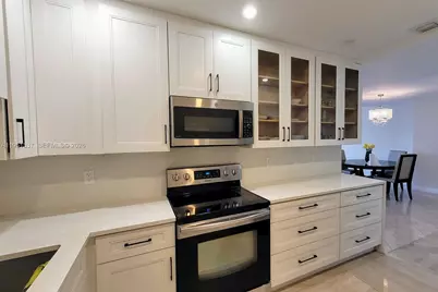 2500 Parkview Dr #2517, Hallandale Beach, FL 33009 - Photo 13