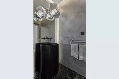 851 NE 1st Ave #3411, Miami, FL 33132 - Photo 25