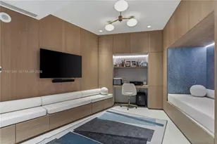 851 NE 1st Ave, Miami, FL 33132 - Photo 53