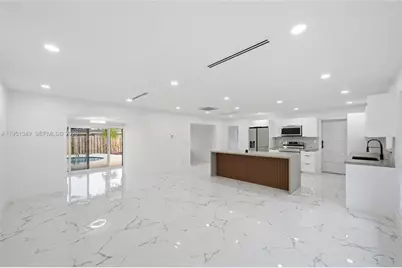 4711 NE 18th Ave, Oakland Park, FL 33334 - Photo 3