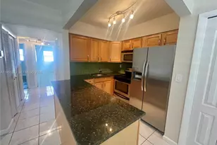 4050 NE 12th Terrace, Oakland Park, FL 33334 - Photo 3