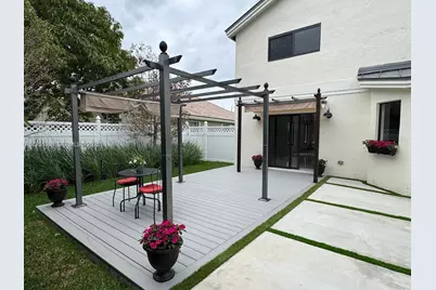 20160 NW 9th Dr, Pembroke Pines, FL 33029 - Photo 41