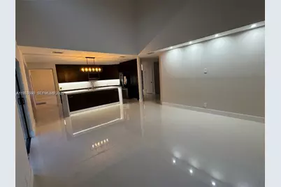 20160 NW 9th Dr, Pembroke Pines, FL 33029 - Photo 13