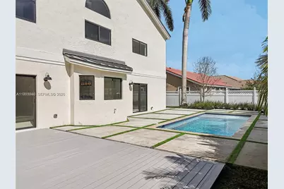 20160 NW 9th Dr, Pembroke Pines, FL 33029 - Photo 45