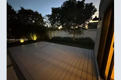 20160 NW 9th Dr, Pembroke Pines, FL 33029 - Photo 43