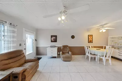 815 SW 10th Ter #6V, Hallandale Beach, FL 33009 - Photo 3
