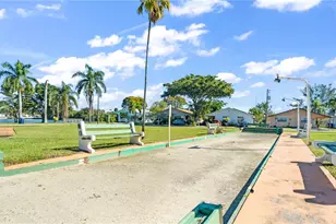 815 SW 10th Terrace, Hallandale Beach, FL 33009 - Photo 31