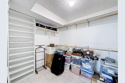 2412 NE 11th St #160, Hallandale Beach, FL 33009 - Photo 15