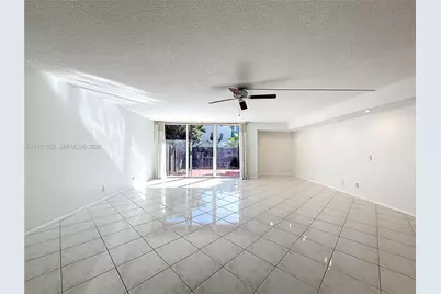 2412 NE 11th St #160, Hallandale Beach, FL 33009 - Photo 5