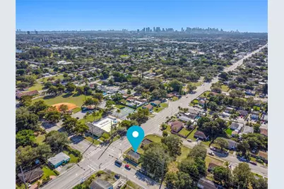 8610 NW 17th Ave, Miami, FL 33147 - Photo 17