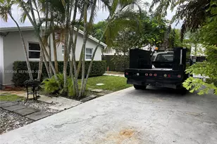 4250 SW 71st Ave, Miami, FL 33155 - Photo 1