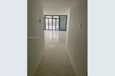 500 Three Islands Blvd #306, Hallandale Beach, FL 33009 - Photo 3