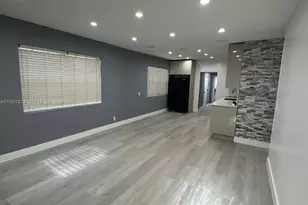 635 N 28th Ave, Hollywood, FL 33020 - Photo 5