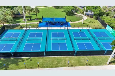 424 NE 27th Dr, Wilton Manors, FL 33334 - Photo 45