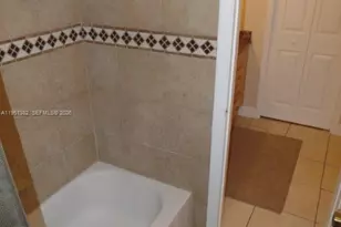 280 Racquet Club Rd, Weston, FL 33326 - Photo 31