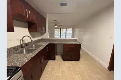 2510 NE 9th Ter, Pompano Beach, FL 33064 - Photo 3