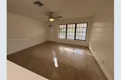 2510 NE 9th Ter, Pompano Beach, FL 33064 - Photo 7